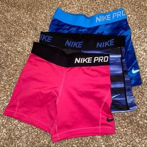 kids nike pros bundle of three